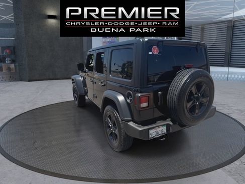 Used 2023 Jeep Wrangler Unlimited Sport AWD/4WD image 6