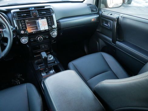 Used 2023 Toyota 4Runner 40th Anniversary SE image 11