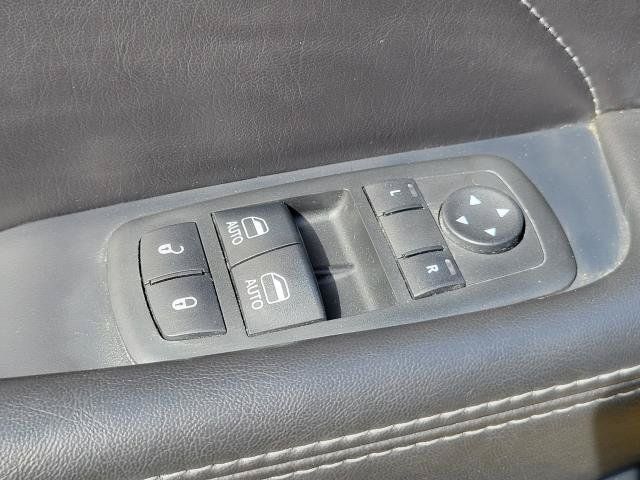Used 2017 Dodge Challenger GT AWD/4WD image 18