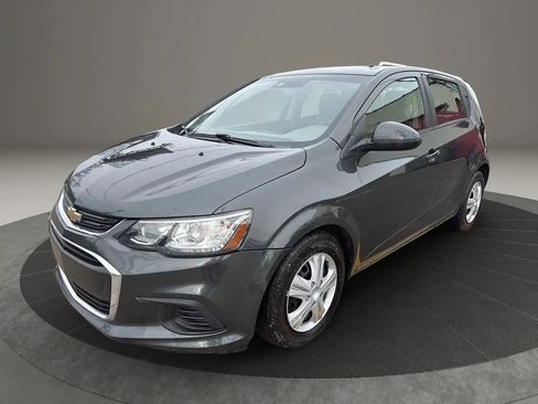 Used 2020 Chevrolet Sonic LT image 1