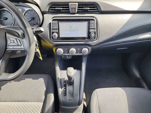 Used 2023 Nissan Versa S FWD image 20