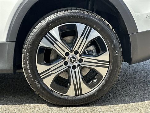 Used 2024 Mercedes-Benz EQB 250+ image 33