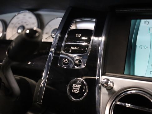 Used 2015 Rolls-Royce Ghost Base image 28