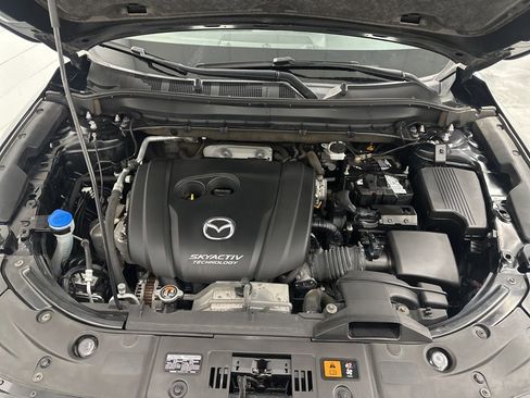 Used 2019 MAZDA CX-5 Touring image 3