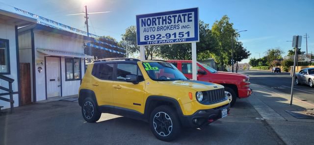 Used 2017 Jeep Renegade Trailhawk AWD/4WD image 5