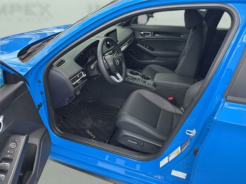 Used 2025 Honda Civic Sport Touring image 9