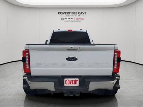 Used 2024 Ford F350 Lariat image 8