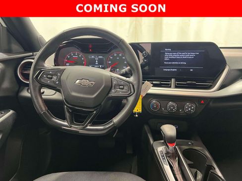 Used 2024 Chevrolet Trax RS w/ Driver Confidence Package FWD image 15