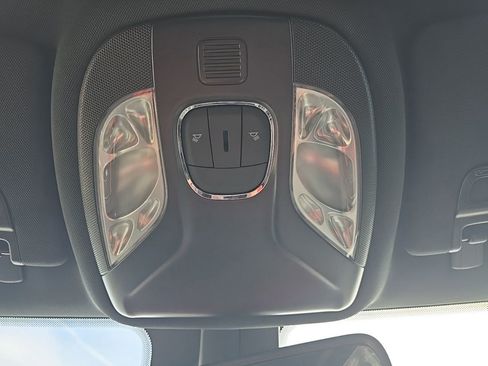 Used 2025 Jeep Compass Trailhawk AWD/4WD image 25