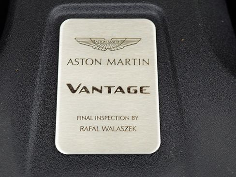Used 2019 Aston Martin V8 Vantage Coupe image 23