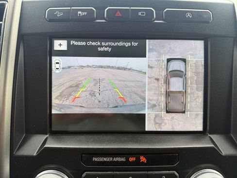 Used 2018 Ford F150 Platinum w/ Equipment Group 701A Luxury AWD/4WD image 26