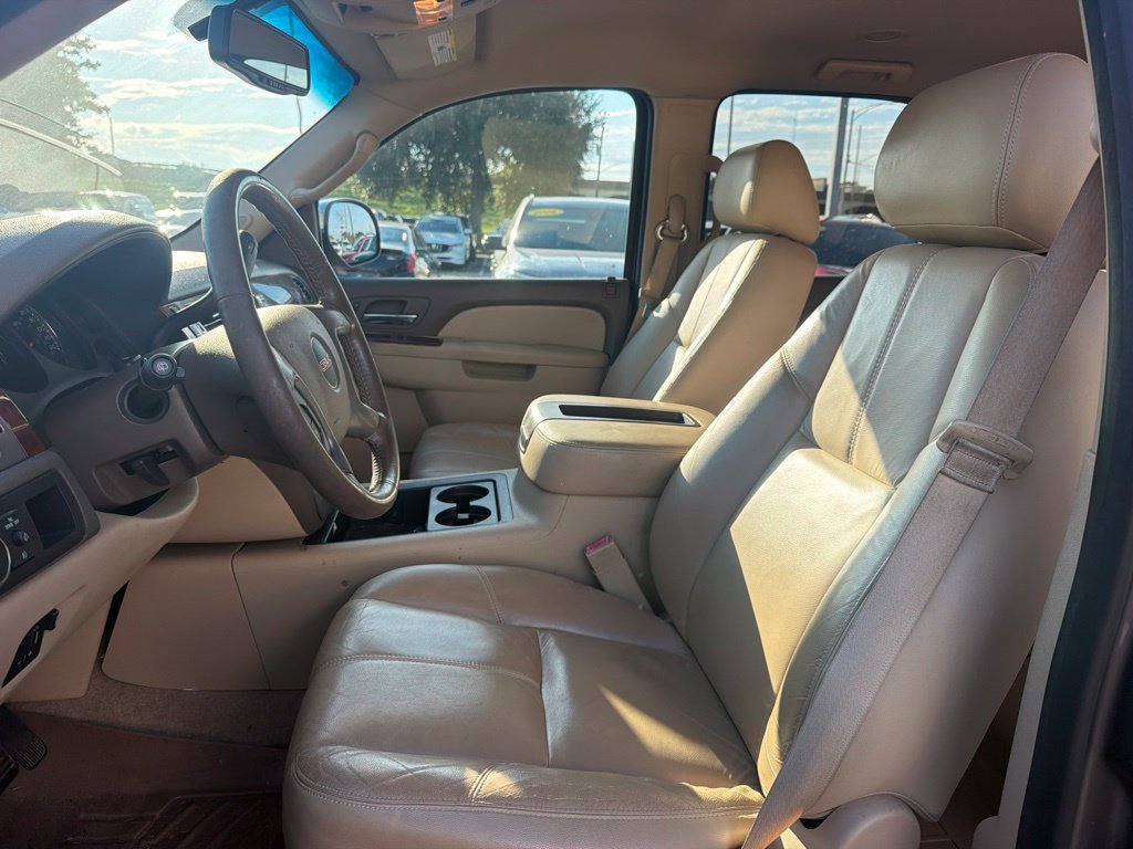 Used 2014 GMC Yukon SLT w/ Regional Value Package RWD image 14