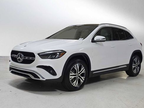 Certified 2026 Mercedes-Benz GLA 250 4MATIC image 8