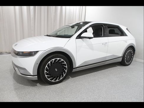 Certified 2024 Hyundai Ioniq 5 Limited AWD/4WD image 3