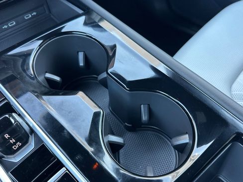 New 2026 Volkswagen Atlas Cross Sport SEL Premium R-Line image 26