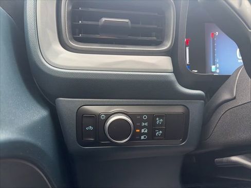 Used 2026 Ford Maverick XL AWD/4WD image 18