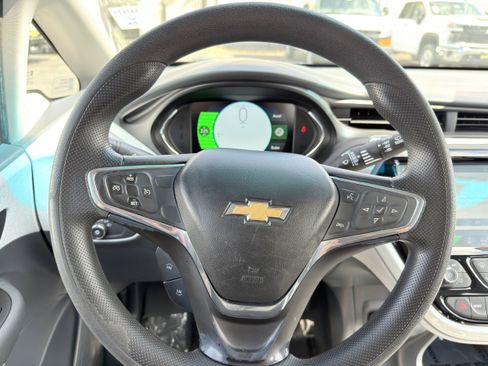 Used 2020 Chevrolet Bolt LT image 27
