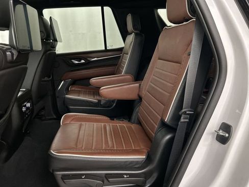 Used 2023 GMC Yukon Denali Ultimate AWD/4WD image 27