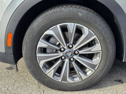 Used 2024 Buick Envision Preferred AWD/4WD image 6