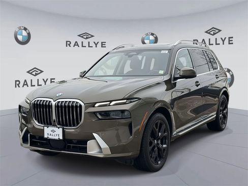 Certified 2023 BMW X7 xDrive40i w/ Premium Package image 3