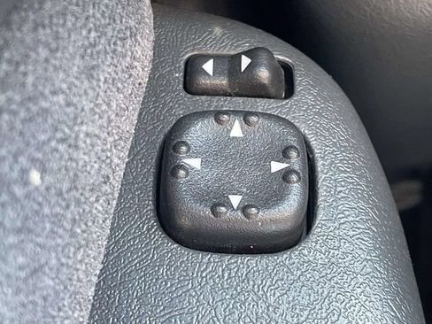 Used 2002 Chevrolet Silverado 1500 LS w/ Heavy Duty Suspension Pkg RWD image 23