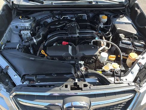 Used 2015 Subaru Crosstrek 2.0i AWD/4WD image 24