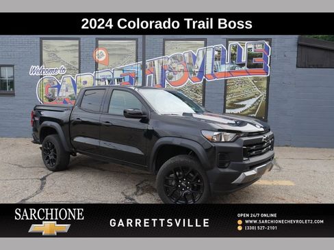 Used 2024 Chevrolet Colorado Trail Boss w/ LPO, Dark Essentials Package AWD/4WD image 1