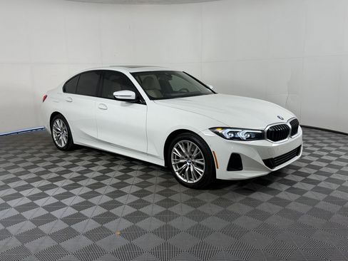 Certified 2023 BMW 330i Sedan w/ Parking Assistance Package RWD image 7
