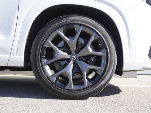Used 2026 Lexus TX 500h AWD w/ Technology Package image 33