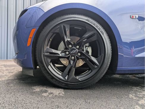 Used 2020 Chevrolet Camaro LT w/ RS Package RWD image 26