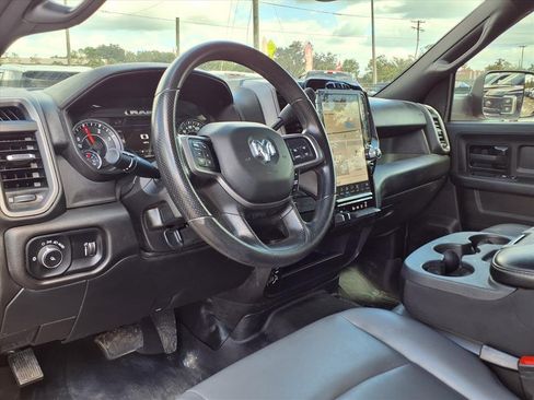 Used 2022 RAM 3500 Tradesman w/ Chrome Appearance Group image 21