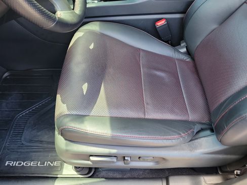 Used 2024 Honda Ridgeline Black Edition image 26