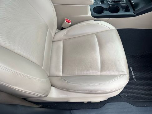 Used 2019 Subaru Outback 3.6R Limited w/ Popular Package #2 image 18