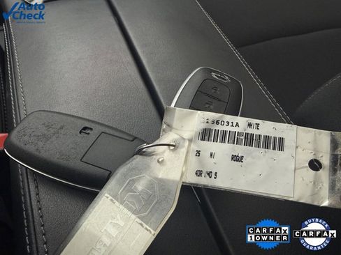 Certified 2025 Nissan Rogue S image 32