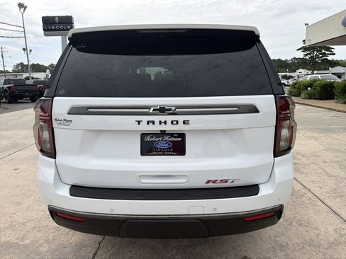 Used 2022 Chevrolet Tahoe RST w/ Luxury Package RWD image 7