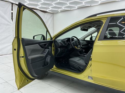 Used 2021 Subaru Crosstrek 2.5i Sport w/ Moonroof Package AWD/4WD image 16