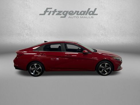Used 2023 Hyundai Elantra Limited FWD image 7