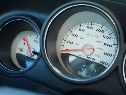 Used 2009 Dodge Challenger SRT8 w/ SRT Option Group II image 11