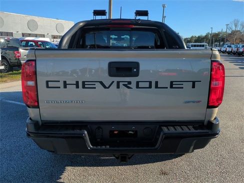 Used 2022 Chevrolet Colorado ZR2 w/ ZR2 Dusk Special Edition image 5