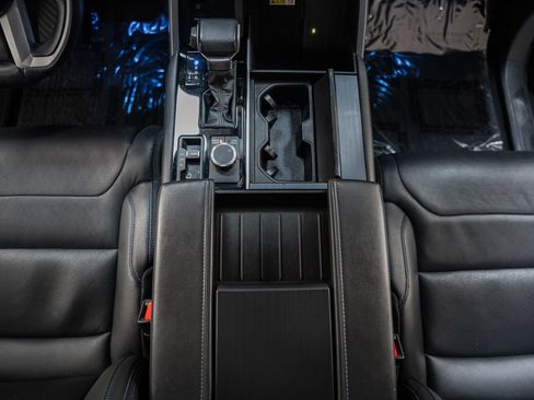 Used 2023 Toyota Tundra Platinum image 33