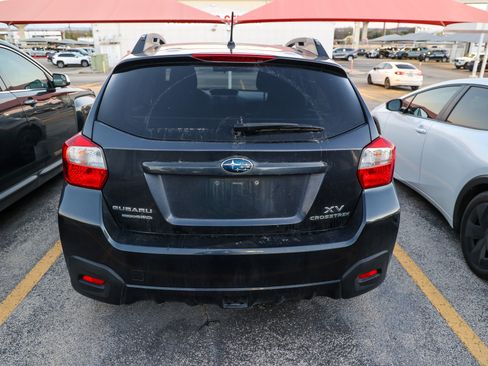 Used 2014 Subaru Crosstrek 2.0i Premium w/ Moonroof Package image 9