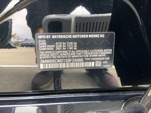 Certified 2025 BMW 330i Sedan image 35