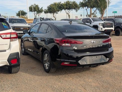 Used 2020 Hyundai Elantra SEL w/ Winter Weather Package image 6