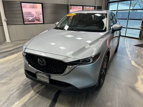 Used 2023 MAZDA CX-5 AWD 2.5 S w/ Premium Package image 3