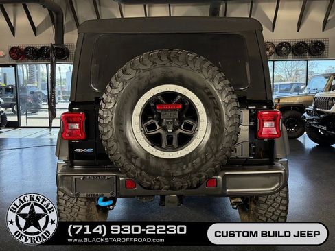 Used 2023 Jeep Wrangler Unlimited Rubicon 4xe AWD/4WD image 12