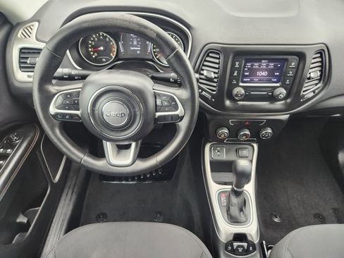 Used 2017 Jeep Compass Sport image 27