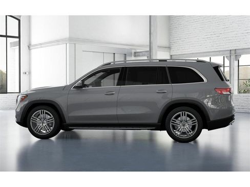 New 2026 Mercedes-Benz GLS 450 4MATIC image 33