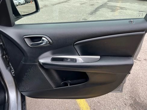 Used 2018 Dodge Journey SE w/ Popular Equipment Group image 20