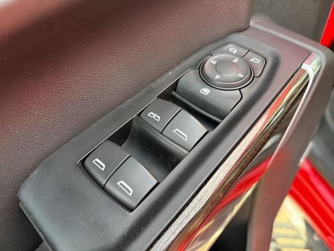 Used 2019 Chevrolet Silverado 1500 LT Trail Boss AWD/4WD image 13