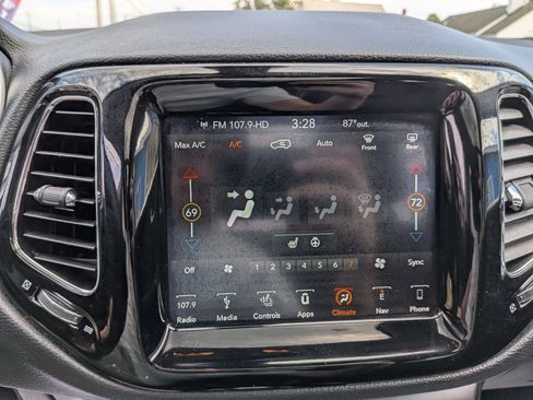 Used 2019 Jeep Compass Limited AWD/4WD image 52